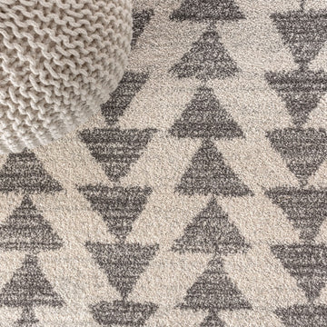 Aisha Moroccan Triangle Geometric Area Rug